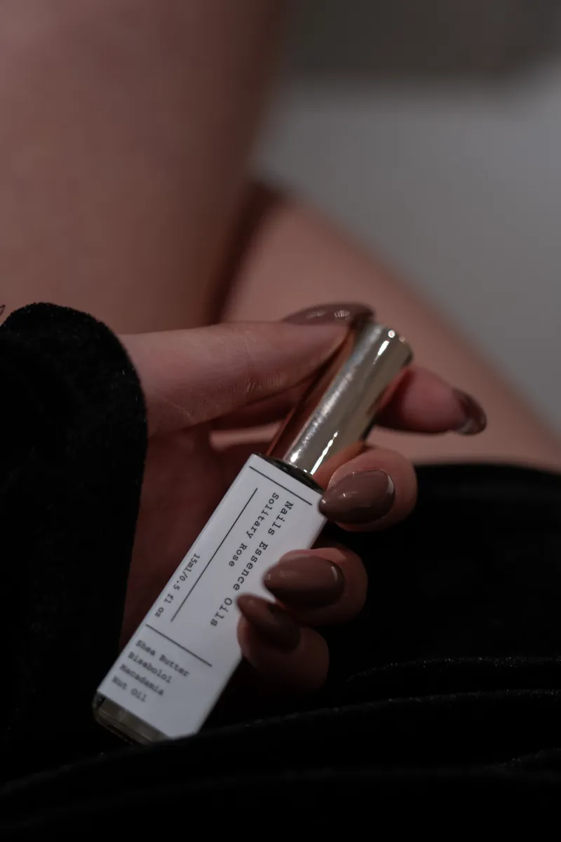 修護香氛指緣油-孤木玫瑰 Nails essence oil